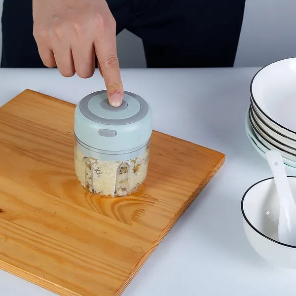 Mini Electric Garlic Chopper Ginger Chopper With 8.45OZ Capacity